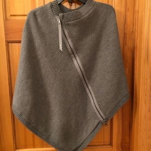 Lululemon Merino wool gray zip up poncho one size